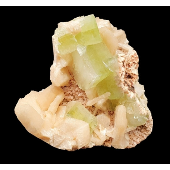 green apophyllite on stilbite and heulandite