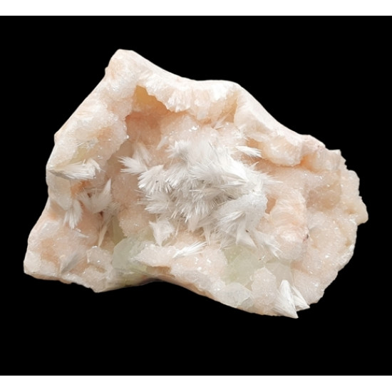 green apophyllite on stilbite and scolecite