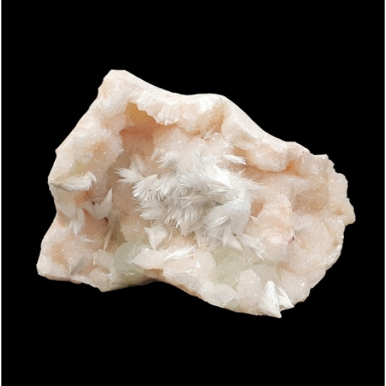 green apophyllite on stilbite and scolecite