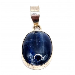 pendant kyanite silver