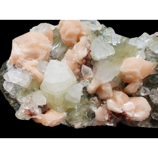 yellow apophyllite with stilbite and chalcedony