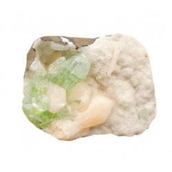apophyllite verte sur stilbite et morderite