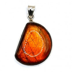 pendant irridiated labradorite brown silver