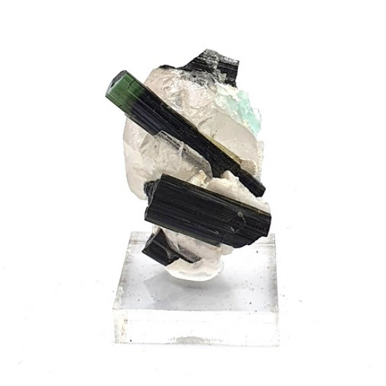 tourmaline verte sur quartz