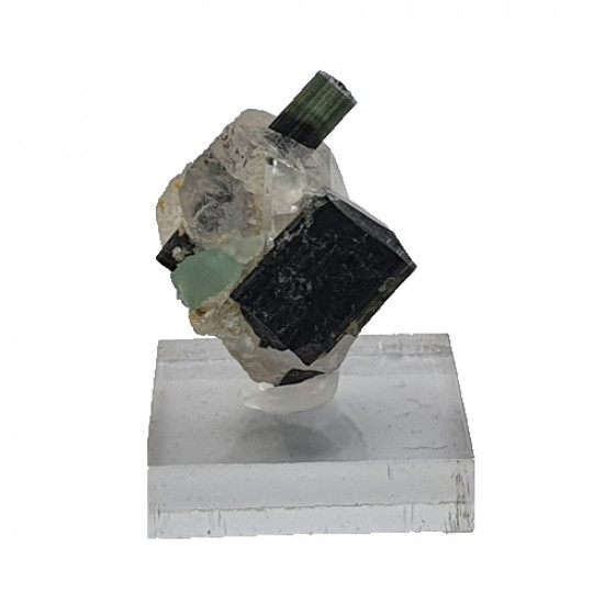tourmaline verte sur quartz