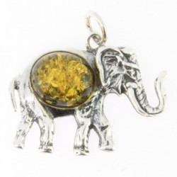 pendentif ambre elephant P54-04