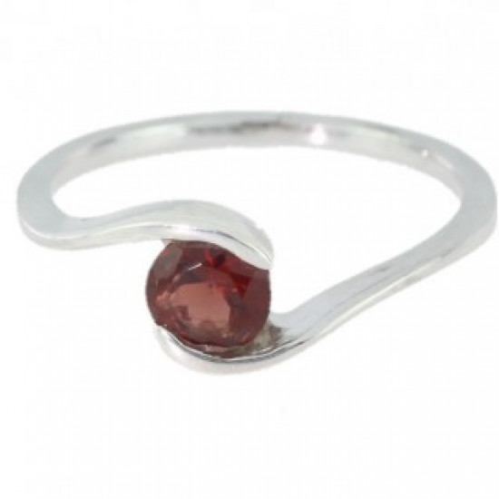 Ring M-32 Sterling Silver Garnet
