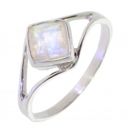 Ring 18-03 Moonstone Sterling Silver
