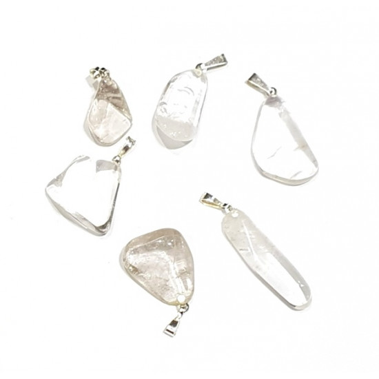 Crystal quartz pendant