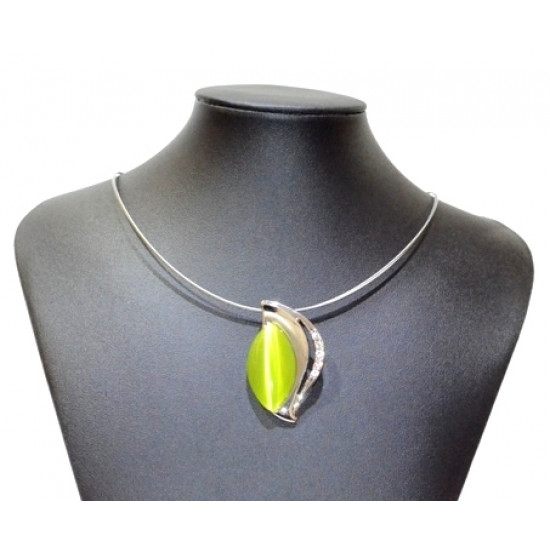 necklace cats eye green