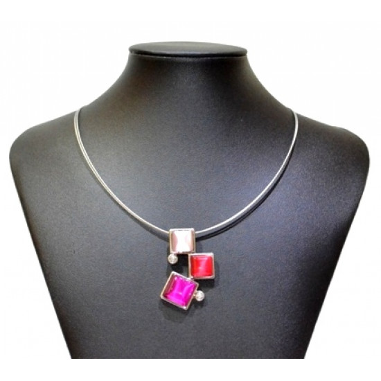 necklace cats eye pink
