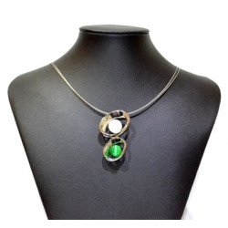 necklace cats eye green and white