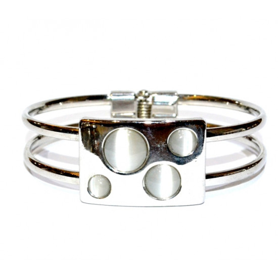 cat eye bracelet white