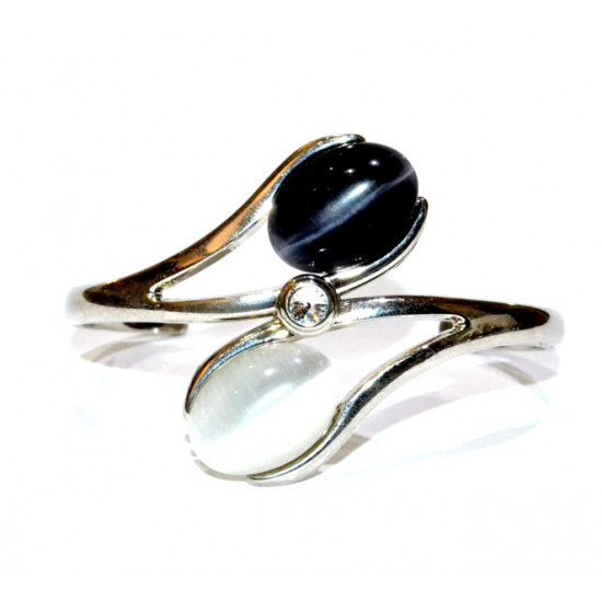 white and black cat's eye bracelet