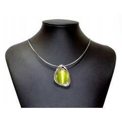 necklace cats eye green