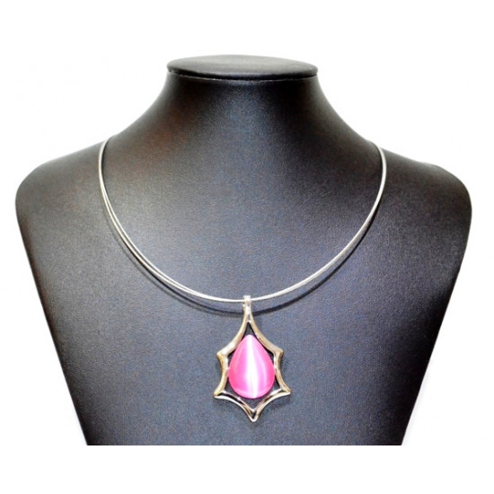 necklace cats eye pink