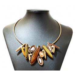 brown cynia necklace