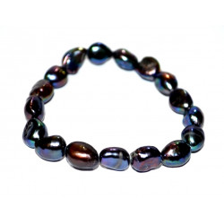 Black cultured pearl bracelet