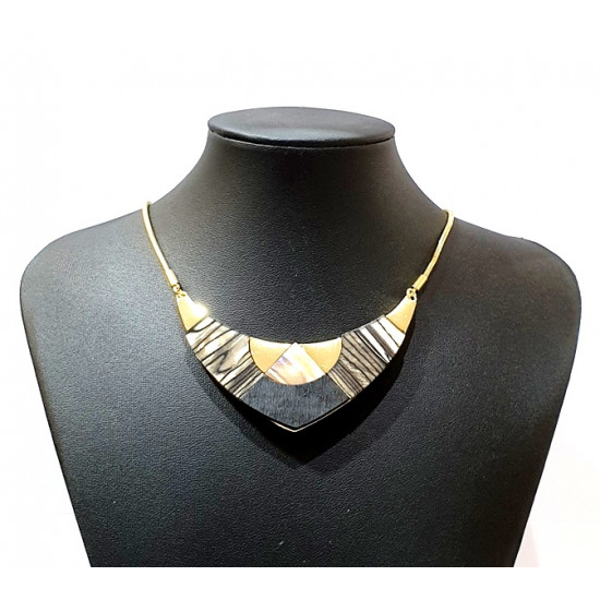 black manala necklace