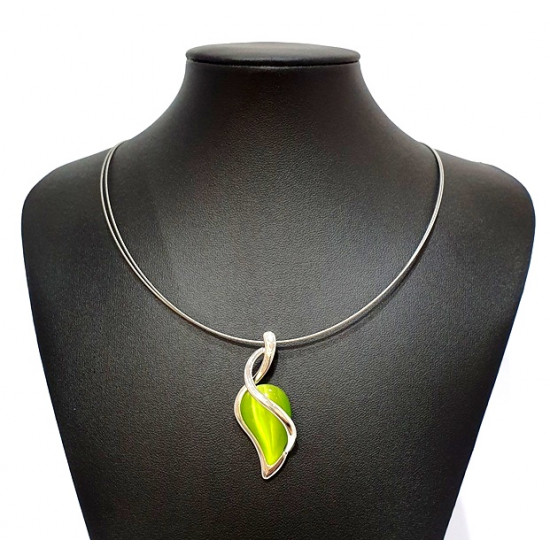 necklace cats eye green