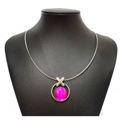 necklace cats eye fuchsia