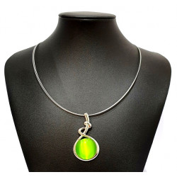 necklace cats eye green
