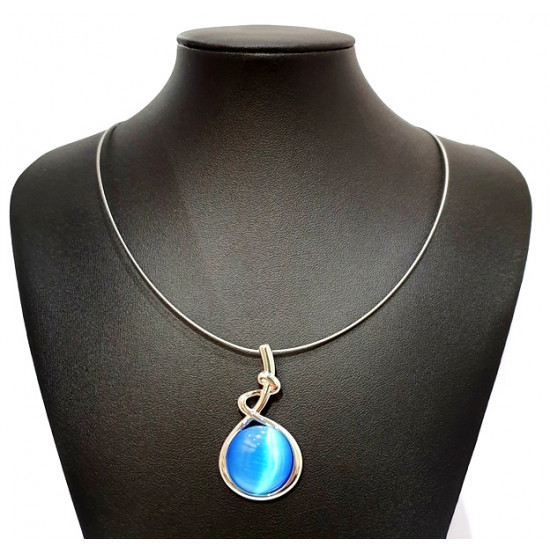 collier oeil de chat bleu