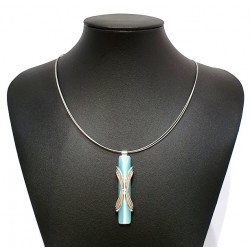 collier oeil de chat bleu