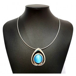 necklace cats eye blue