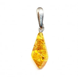pendentif ambre P10-02