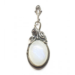 pendentif pierre de lune