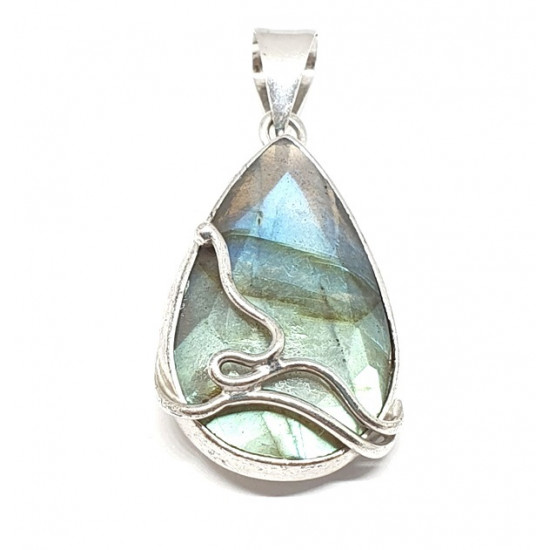 Sterling Silver Labradorite Pendant P84-68