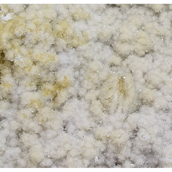 Apophyllite and okenite