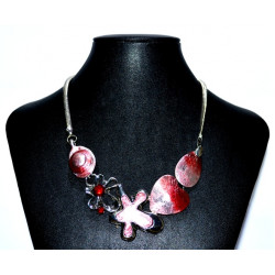 collier eleonor rouge
