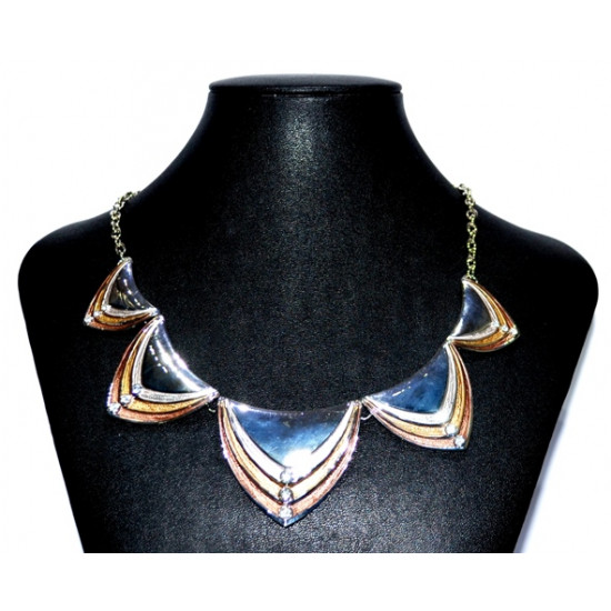 brown vegas necklace