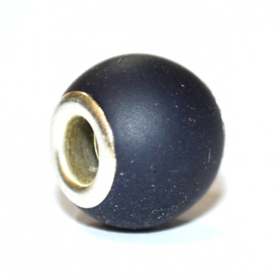 black rubber bead
