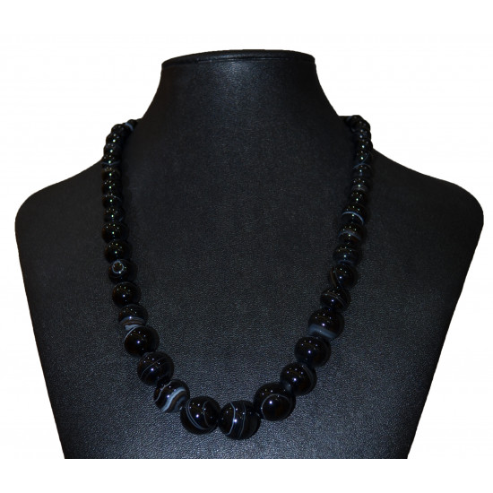 cascading black agate necklace