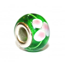 flowers on green bead