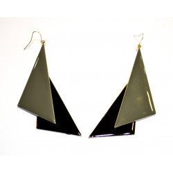dangling earrings