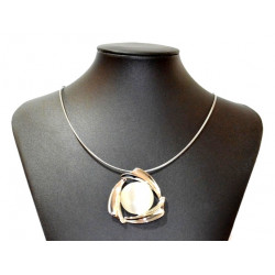 collier oeil de chat blanc