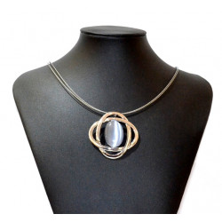 collier oeil de chat gris