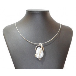 magnesite necklace