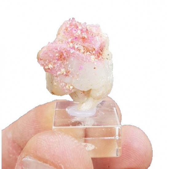 tourmaline - pezzottaite