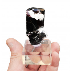 tourmaline - liddicoatite