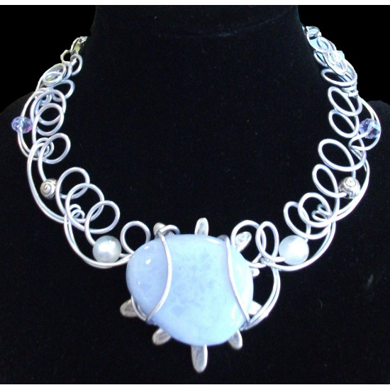 round chalcedony necklace