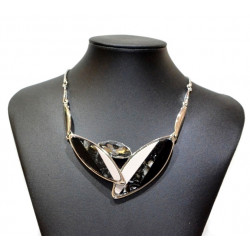 black valea necklace
