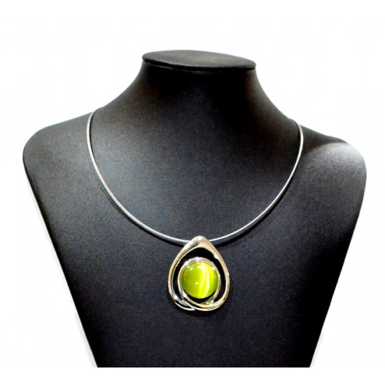 necklace cats eye green