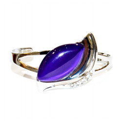 cat eye bracelet violet
