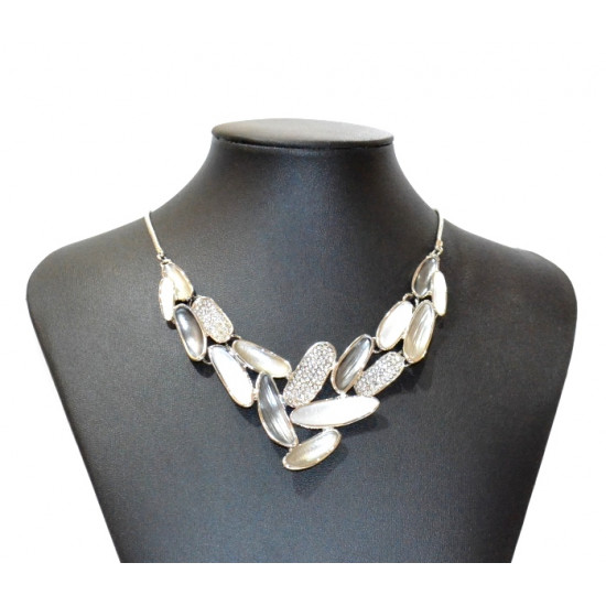 gray nisma necklace