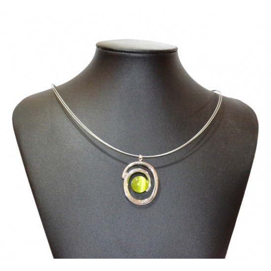 necklace cats eye green